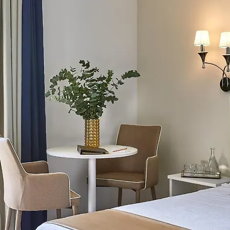 Golden Hotel 4*